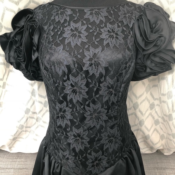 Vintage Glam Prom Dresses